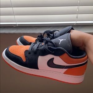 Air Jordan shattered backboard low gs